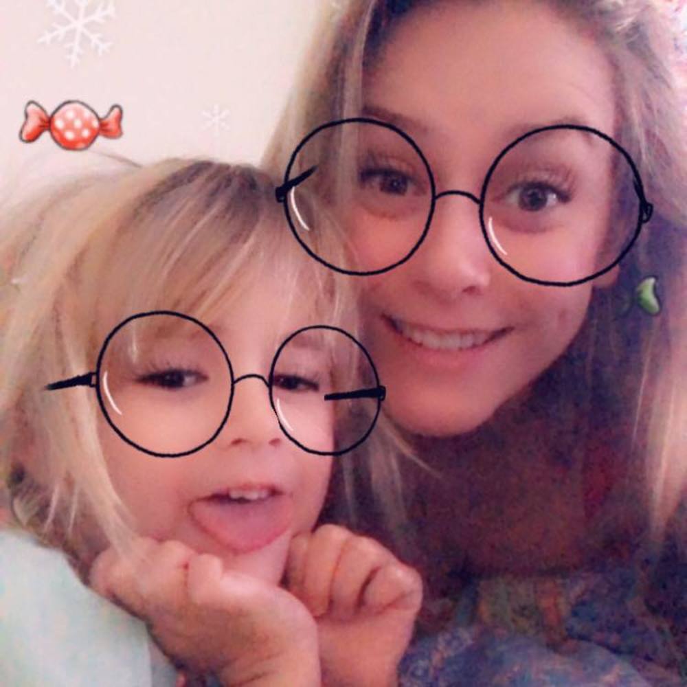 Meet your Posher, Mikella